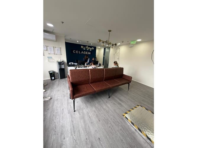 Oficina en venta en Milla De Oro, Medellín, 178 m² · foto 3 de 13