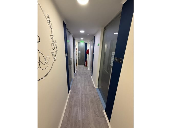 Oficina en venta en Milla De Oro, Medellín, 178 m² · foto 4 de 13