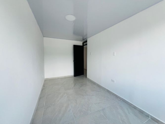 Casa de 5 alcobas en venta en Sector Lago Uribe, Pereira, 240 m² · foto 18 de 24