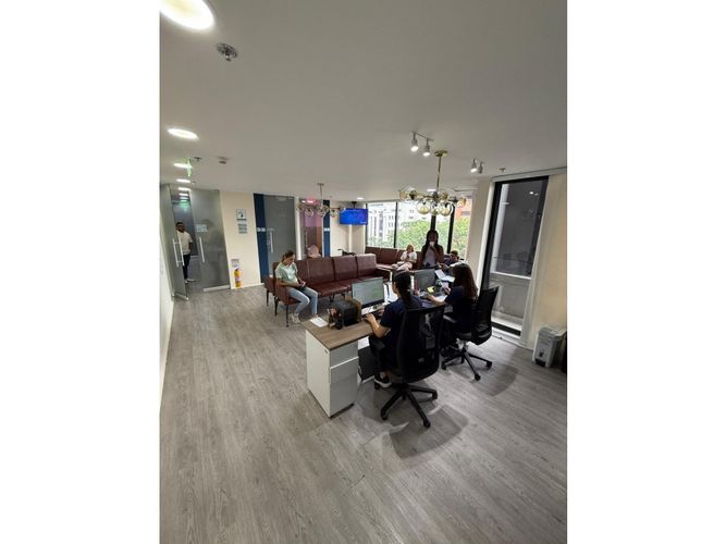 Oficina en venta en Milla De Oro, Medellín, 178 m² · foto 8 de 13