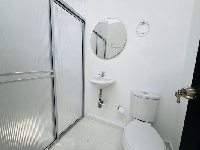 Casa de 5 alcobas en venta en Sector Lago Uribe, Pereira, 240 m² · foto 23 de 24