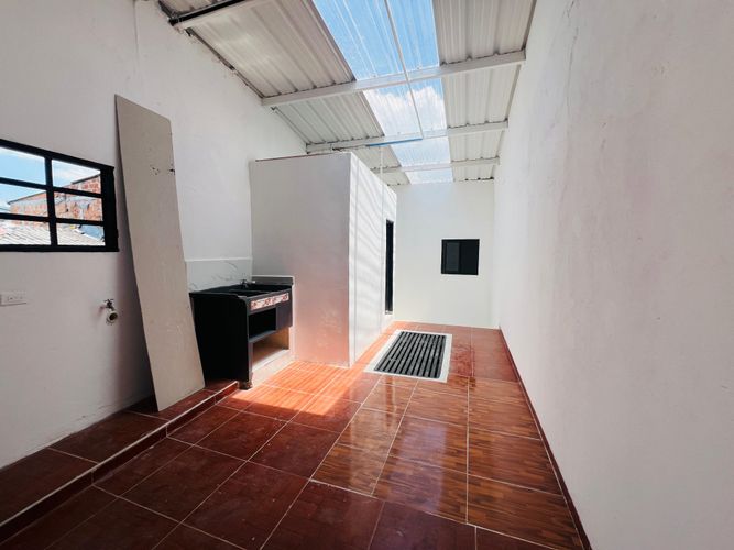 Casa de 5 alcobas en venta en Sector Lago Uribe, Pereira, 240 m² · foto 7 de 24