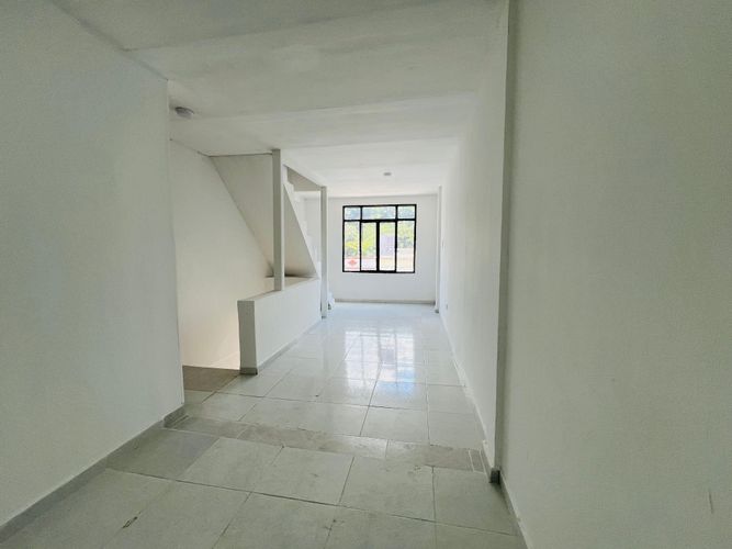 Casa de 5 alcobas en venta en Sector Lago Uribe, Pereira, 240 m² · foto 4 de 24
