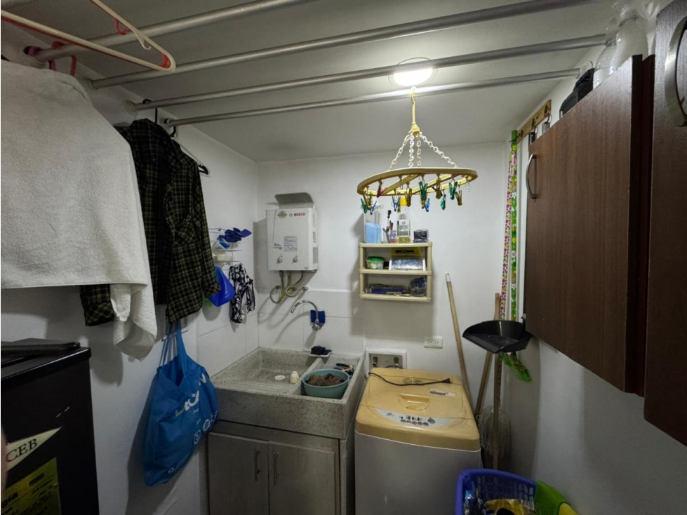 Apartamento en venta en La Pilarica, Medellín · foto 8 de 24