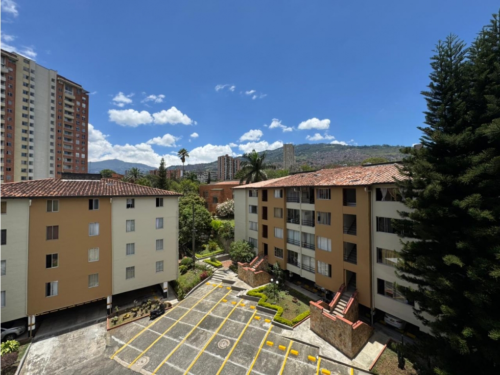 Apartamento en venta en La Pilarica, Medellín · foto 12 de 24