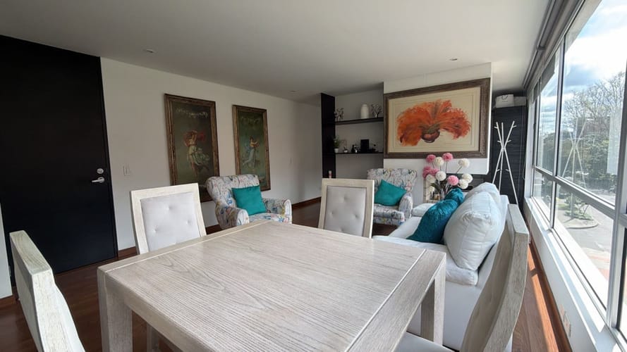 Apartamento de 1 alcoba en arriendo en Chico Norte, Bogotá, 57 m² · foto 3 de 24