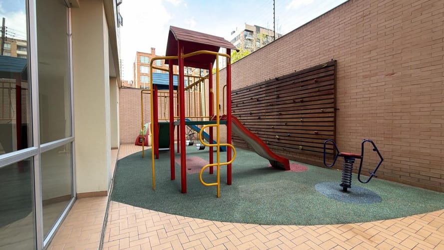 Apartamento de 1 alcoba en arriendo en Chico Norte, Bogotá, 57 m² · foto 24 de 24