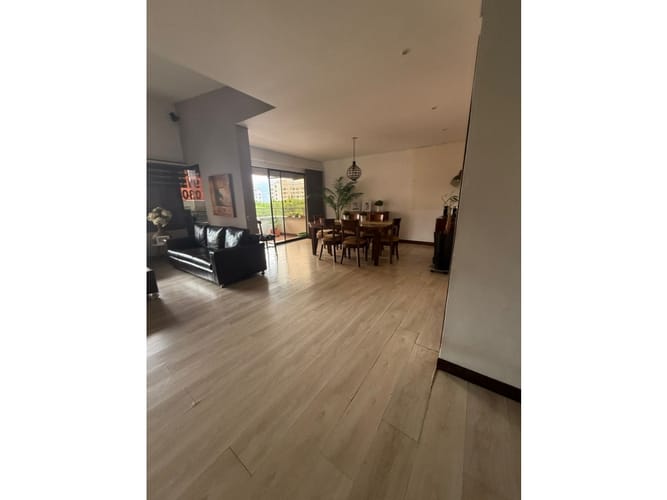 Apartamento de 3 alcobas en venta en La Tomatera, Medellín, 306 m² · foto 11 de 19