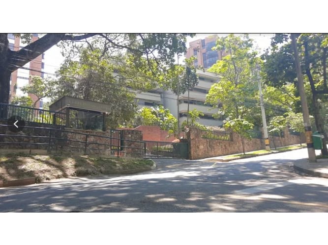 Apartamento de 3 alcobas en venta en La Tomatera, Medellín, 306 m² · foto 14 de 19