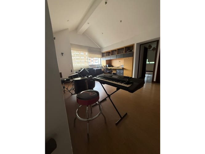 Apartamento de 3 alcobas en venta en La Tomatera, Medellín, 306 m² · foto 15 de 19