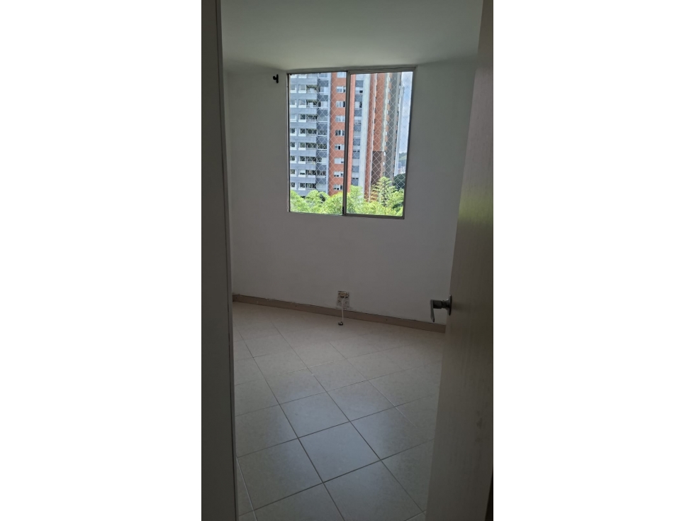 Apartamento en venta en Suramérica, Itagüí · foto 5 de 9