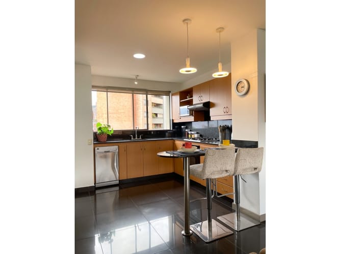 Apartamento de 2 alcobas en venta en Transversal Inferior, Medellín, 107 m² · foto 9 de 20