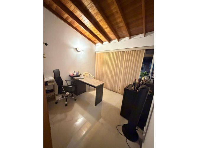 Casa de 3 alcobas en venta en Diego Echavarría, Medellín, 156 m² · foto 7 de 24