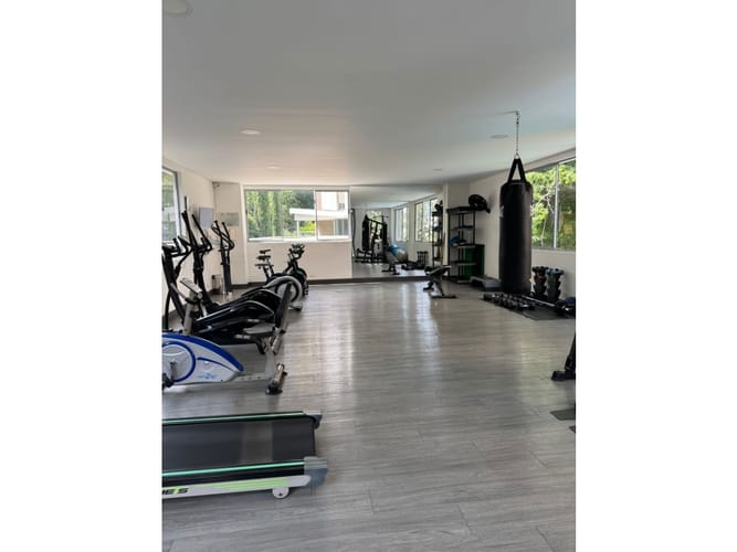 Apartamento de 3 alcobas en venta en Alejandria, Medellín, 272 m² · foto 23 de 24