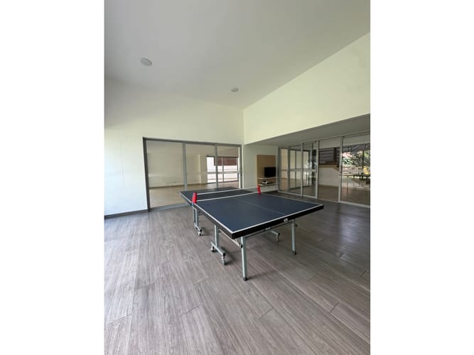 Apartamento de 3 alcobas en venta en Alejandria, Medellín, 272 m² · foto 24 de 24