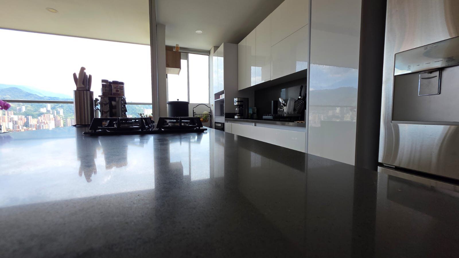 Apartamento en venta en Suramérica, Itagüí · foto 5 de 19