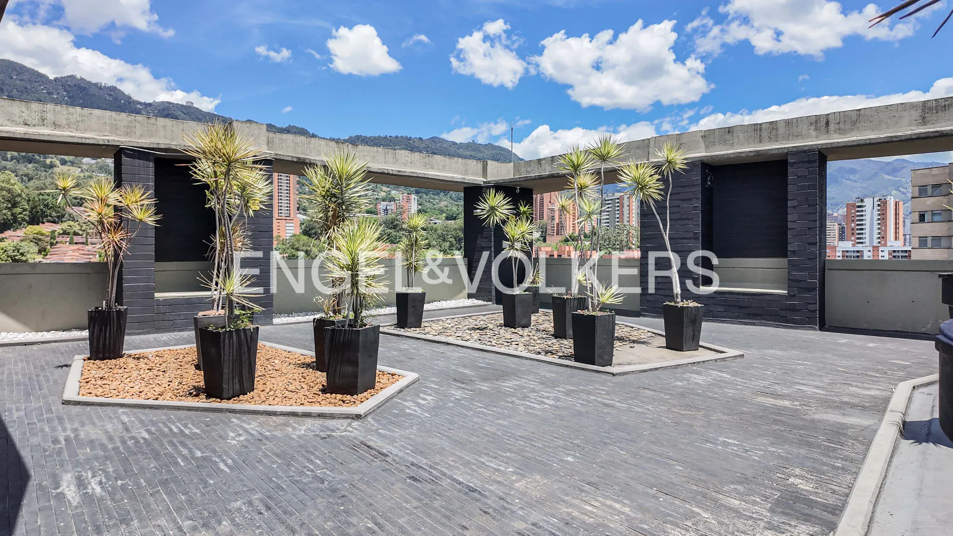 Apartamento en venta en Loma Benedictinos, Medellín · foto 17 de 18