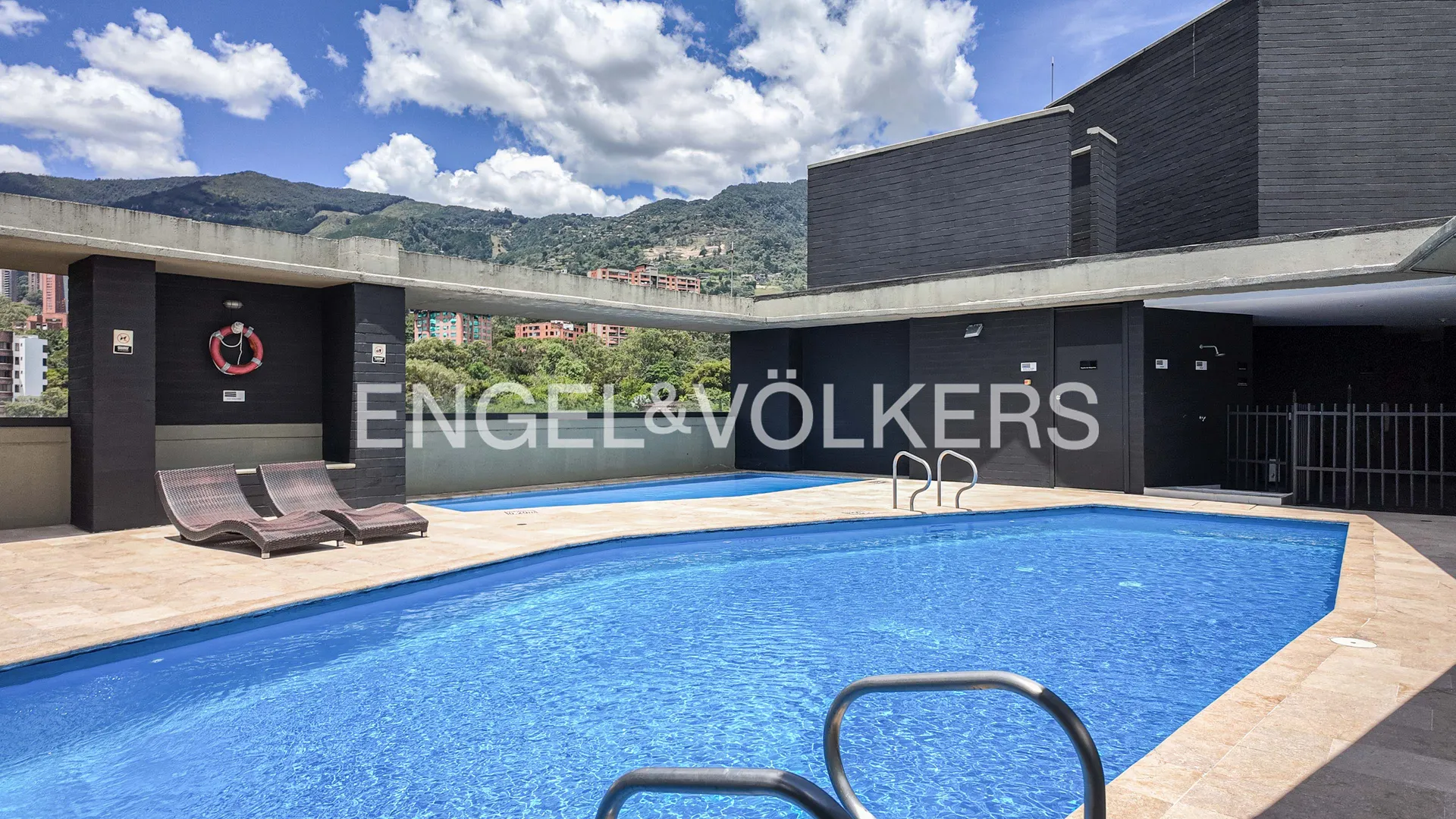 Apartamento en venta en Loma Benedictinos, Medellín · foto 16 de 18