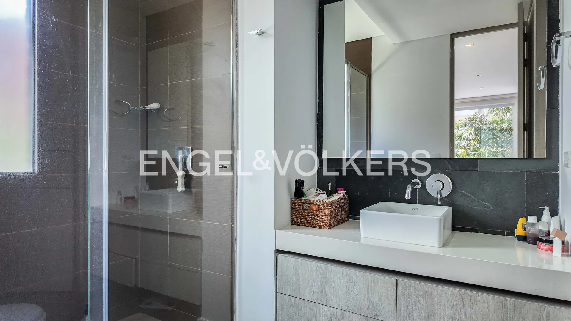 Apartamento en venta en Loma Benedictinos, Medellín · foto 11 de 18
