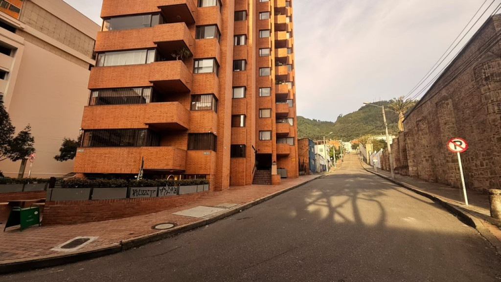 Oficina en Arriendo en San martin, Bogotá