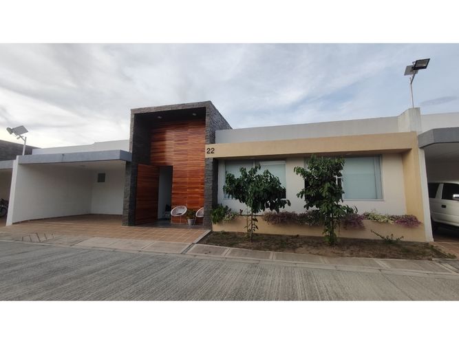 Casa de 3 alcobas en venta en San Jorge, Neiva, 199 m² · foto 3 de 24