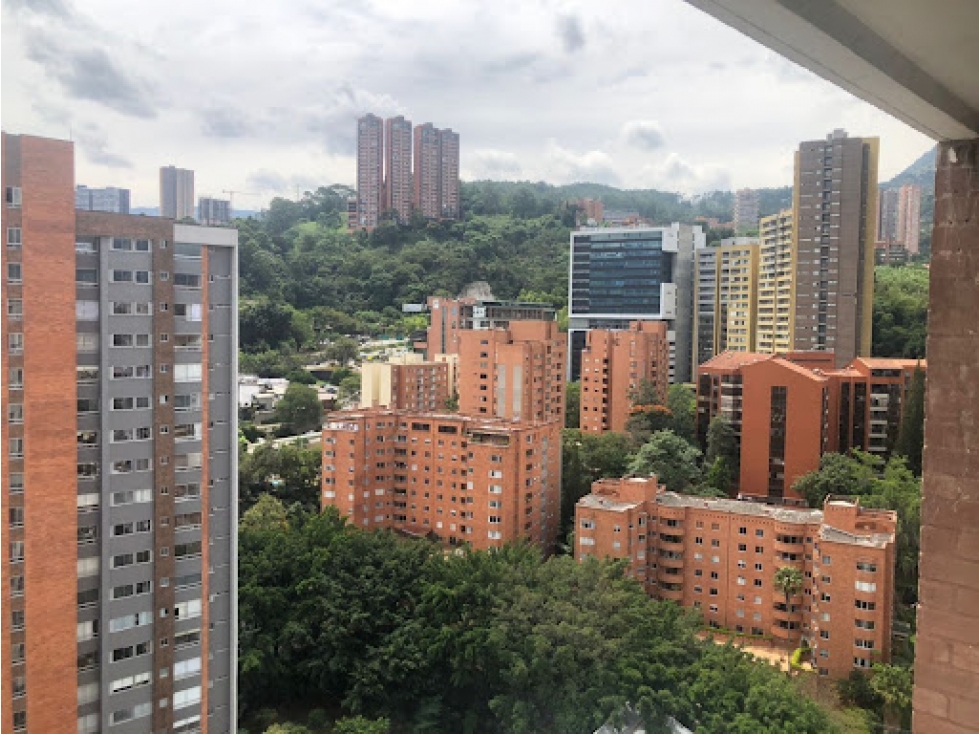 Apartamento en venta en Castropol, Medellín · foto 5 de 18