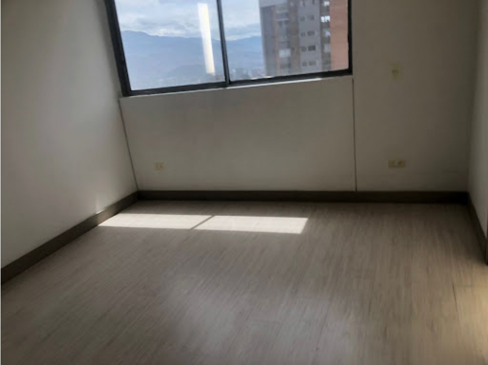 Apartamento en venta en Castropol, Medellín · foto 13 de 18