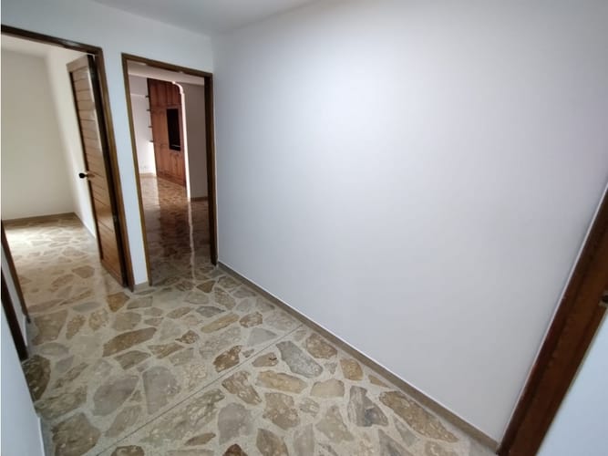 Apartamento de 3 alcobas en venta en Laureles, Medellín, 169 m² · foto 10 de 22