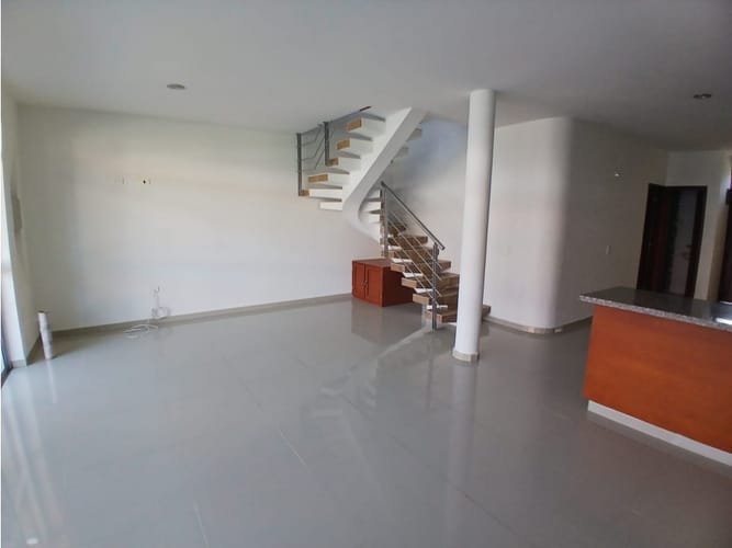 Casa de 3 alcobas en arriendo en Aqualina, Girardot, 147 m² · foto 5 de 24