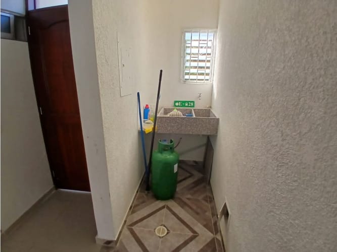 Casa de 3 alcobas en arriendo en Aqualina, Girardot, 147 m² · foto 11 de 24
