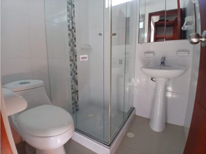 Casa de 3 alcobas en arriendo en Aqualina, Girardot, 147 m² · foto 15 de 24