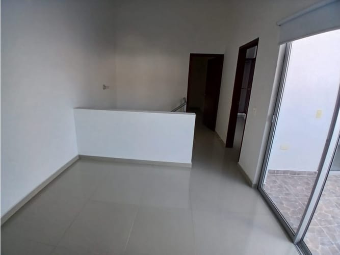 Casa de 3 alcobas en arriendo en Aqualina, Girardot, 147 m² · foto 17 de 24