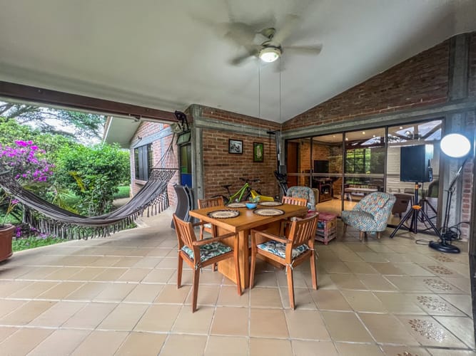 Casa de 3 alcobas en venta en Las Mercedes, Jamundí, 200 m² · foto 3 de 24