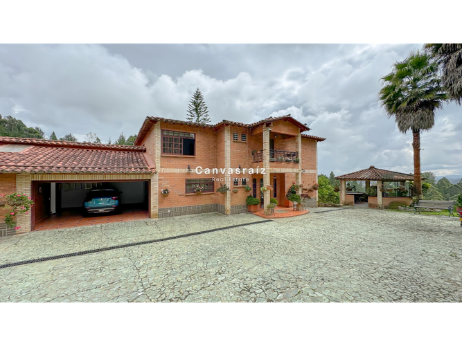 Casa de 3 alcobas en venta en Llano Grande, Rionegro, 382 m² · foto 19 de 24