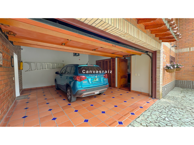 Casa de 3 alcobas en venta en Llano Grande, Rionegro, 382 m² · foto 20 de 24
