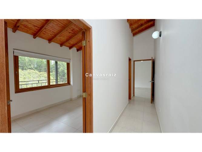 Casa de 3 alcobas en venta en Llano Grande, Rionegro, 382 m² · foto 22 de 24
