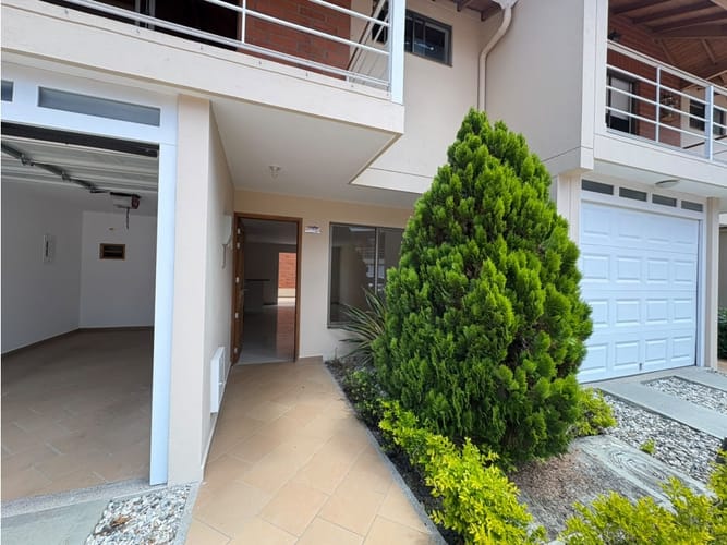 Casa de 3 alcobas en venta en San Nicolas, La Ceja, 123 m² · foto 10 de 24