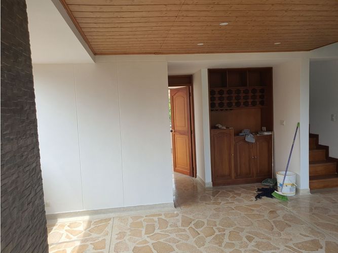 Apartamento de 3 alcobas en venta en Urbanización Las Cumbres, Medellín, 140 m² · foto 14 de 14