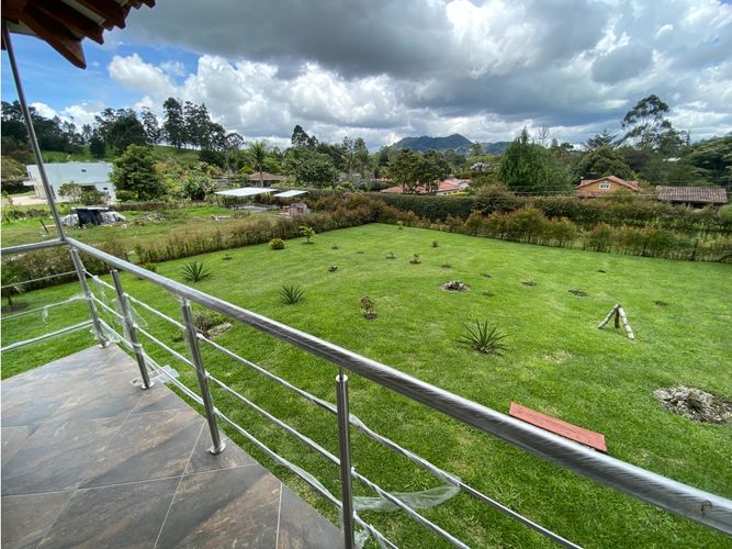 Casa de 4 alcobas en venta en El Carmen De Viboral, El Carmen de Viboral, 390 m² · foto 17 de 24