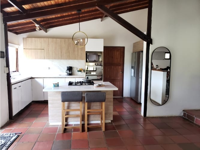Casa de 2 alcobas en venta en Guarne, 320 m² · foto 2 de 9
