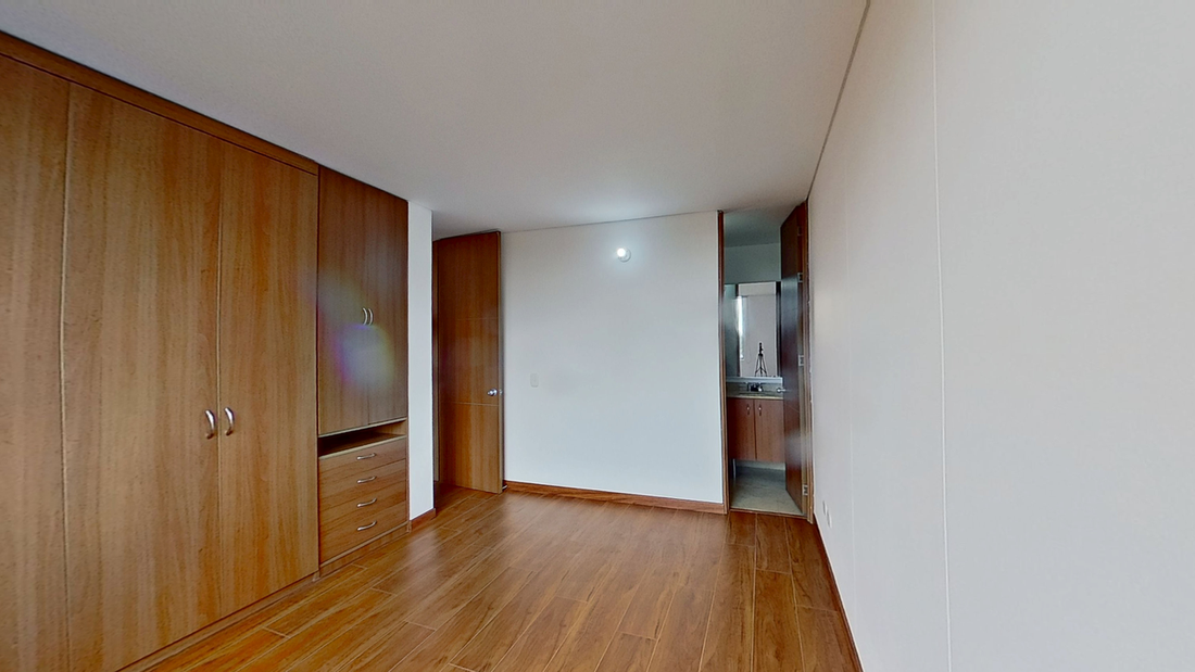 Apartamento en venta en Quinta Paredes, Bogotá · foto 8 de 24
