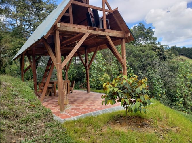Casa de 2 alcobas en venta en Guarne, 320 m² · foto 9 de 9