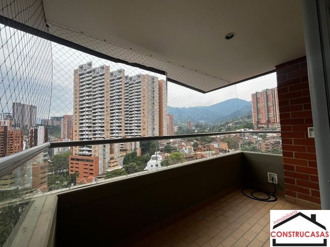 Apartamento de 3 alcobas en arriendo en Loma De San Jose, Sabaneta, 109 m² · foto 7 de 23