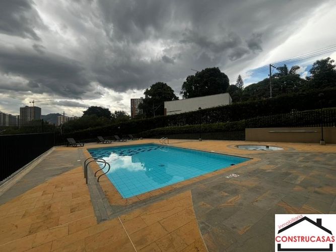 Apartamento de 3 alcobas en arriendo en Loma De San Jose, Sabaneta, 109 m² · foto 17 de 23