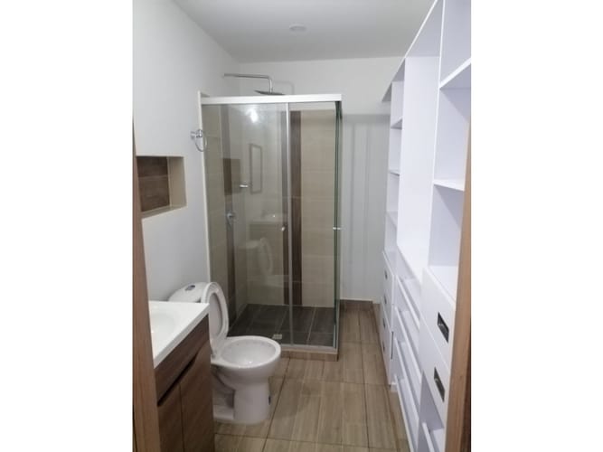 Casa de 4 alcobas en venta en Belchite, Rionegro, 81 m² · foto 3 de 5