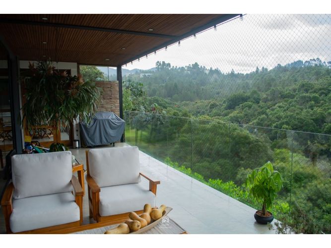 Casa de 5 alcobas en venta en Las Palmas, Envigado, 520 m² · foto 5 de 16