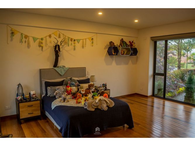 Casa de 5 alcobas en venta en Las Palmas, Envigado, 520 m² · foto 15 de 16