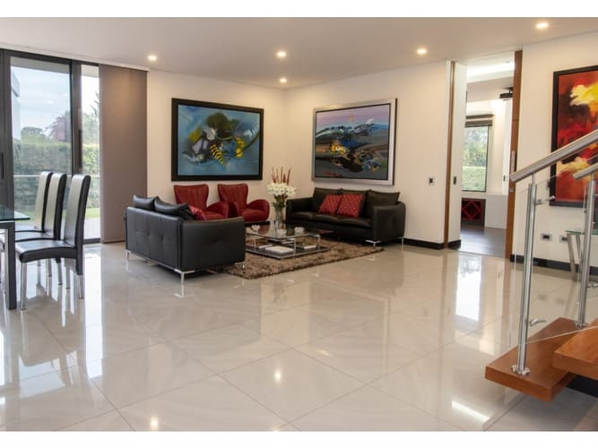 Casa de 5 alcobas en venta en Llano Grande, Rionegro, 730 m² · foto 13 de 24