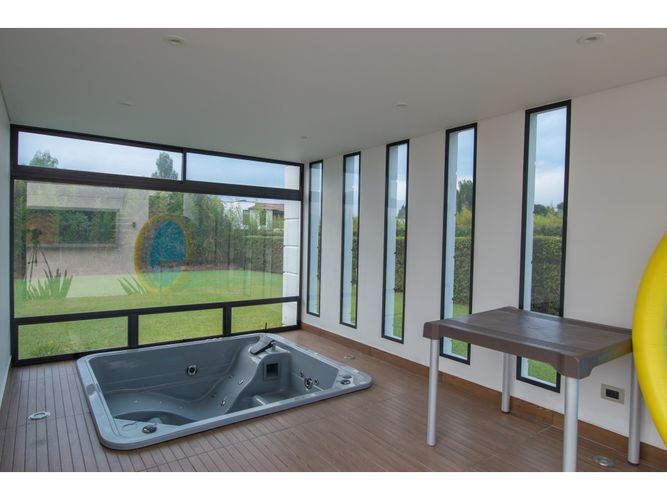 Casa de 5 alcobas en venta en Llano Grande, Rionegro, 730 m² · foto 24 de 24