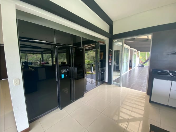 Casa de 5 alcobas en venta en El Tablazo, Rionegro, 560 m² · foto 11 de 24